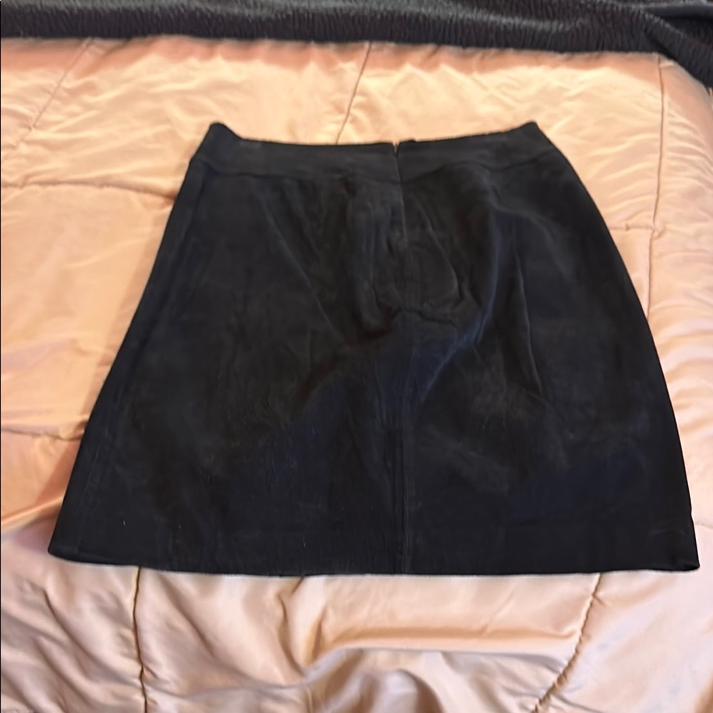 Elegant Black Women's Skirt